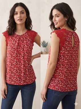Floral Lace Cap-Sleeve Top in Red by